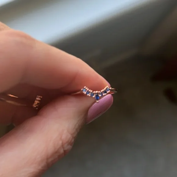 Rose Gold Sunburst 3 Piece Ring - Picture 8 of 12